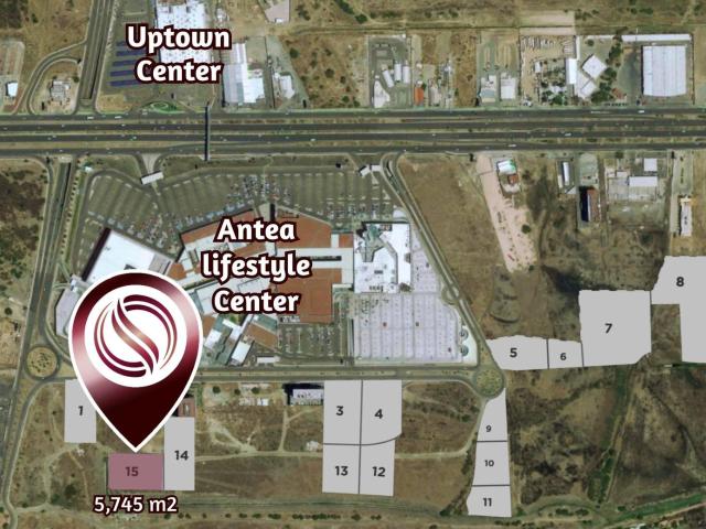 Macrolote de 5,745 m2 uso mixto, en zona comercial, en venta Quer?taro