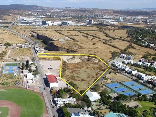 Macrolote habitacional en venta en Jurica