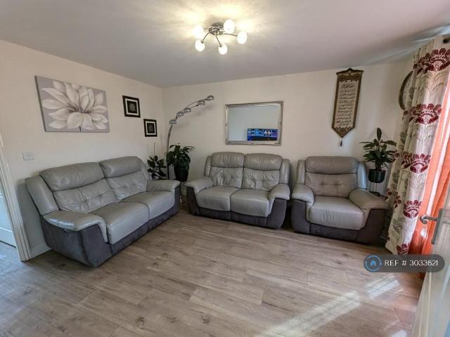 Madura Gardens, Whitehouse, Milton. 3 bed end of terrace house to rent £1,790 pcm £413 pw
