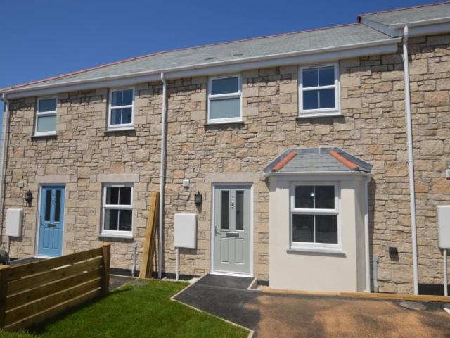 Madderns Row, Church Road, Pool, Redruth TR15, 3 bed end terrace house to rent, £1,450 pcm | PrimeLocation