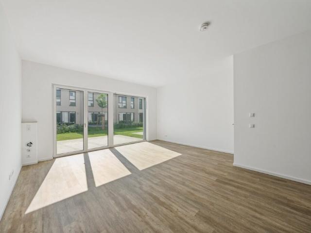 Made for busy days and quiet moments – Modern family townhouse