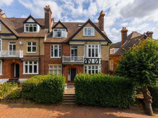 Madeira Park, Tunbridge Wells, TN2 1 bed flat to rent £1,250 pcm £288 pw