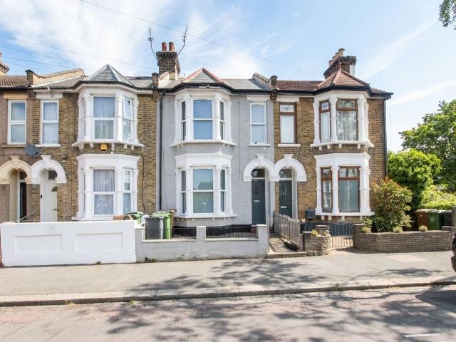 Madeira Road, London E11, 5 bed property to rent, £3,500 pcm | PrimeLocation