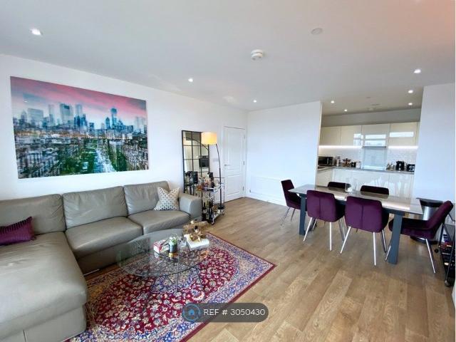 Madeira Street, London E14, 2 bed flat to rent, £2,700 pcm | PrimeLocation