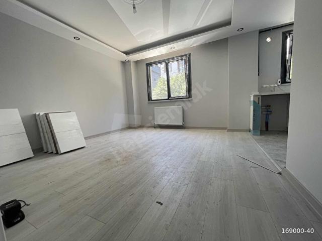 MADENLER MAHALLESİ METROYA YAKIN 2+1 SIFIR TERS DUBLEX DAIRE