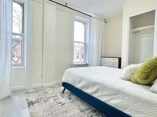Madison St, Ridgewood, NY