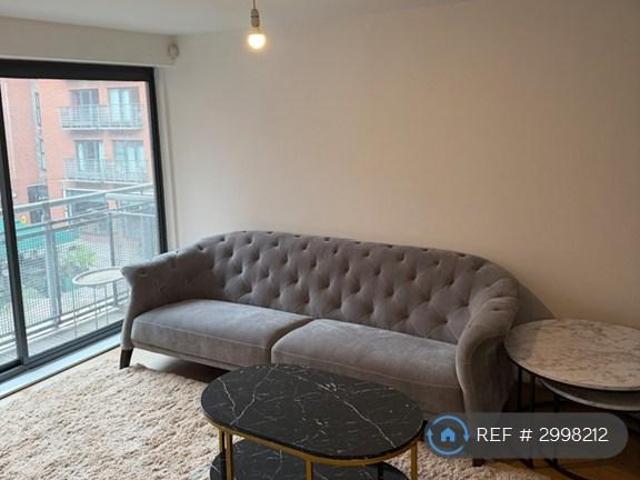 Madison Square, Liverpool, L1 2 bed flat to rent £1,350 pcm £312 pw