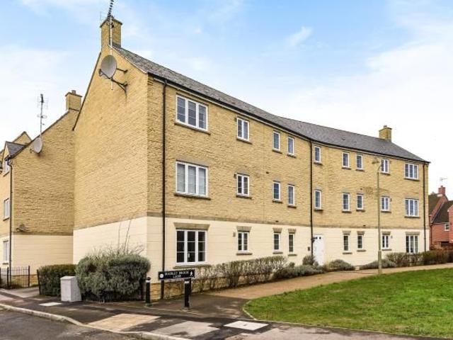 Madley Brook Lane, Witney OX28, 2 bed flat to rent, £1,250 pcm | PrimeLocation