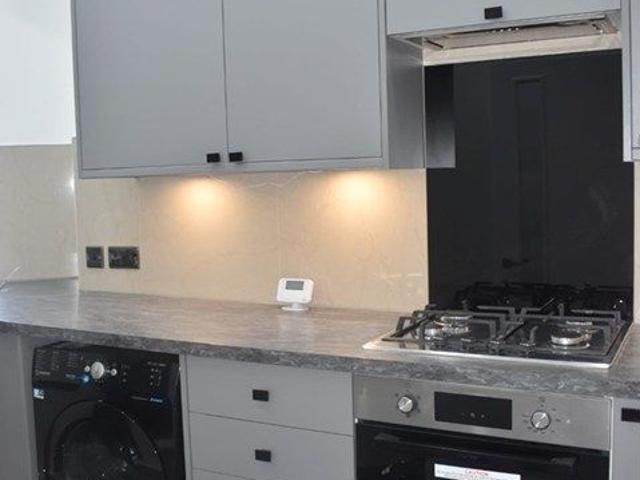 Madras Street, Glasgow G40, 2 bed flat to rent, £1,270 pcm | PrimeLocation
