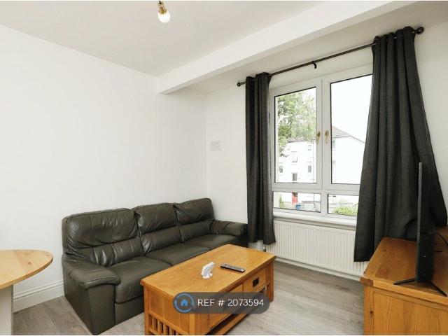Madras Street, Glasgow G40, 2 bed flat to rent, £1,350 pcm | PrimeLocation
