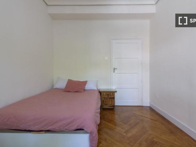 madrid, Community of Madrid 28045