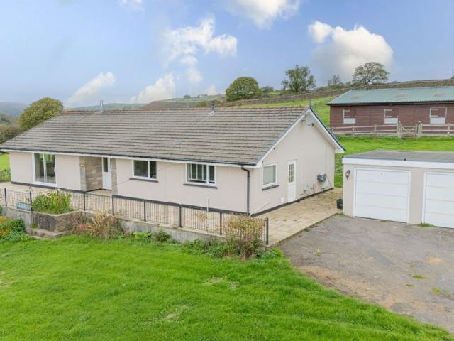 Dimarian, Maen Gilfach, Trelewis CF46, 5 bed bungalow to rent, £2,750 pcm | PrimeLocation