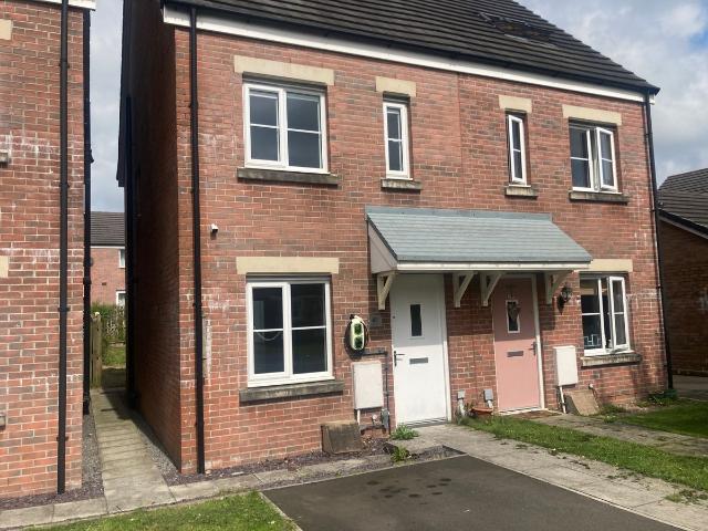 Maes Pedr, Carmarthen SA31, 3 bed semi detached house to rent, £1,050 pcm | PrimeLocation