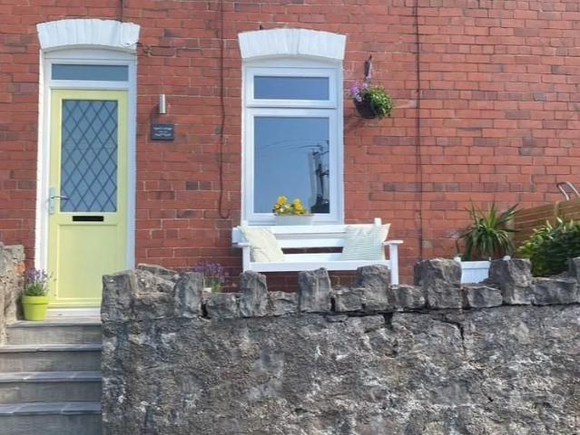 Maes Y Fron, Llysfaen, Colwyn Bay LL29, 2 bed terraced house to rent, £850 pcm | PrimeLocation