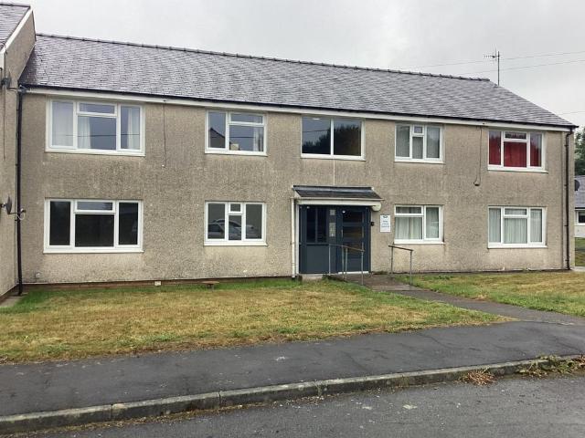 Maes Y Pandy, Llanuwchllyn, Bala. 2 bed apartment to rent £459 pcm £106 pw