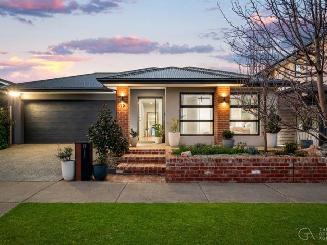 Magazine Worthy Living Considered, Not Just Delivered