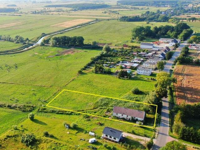 Polecam magazyn 213 m² na działce 3000 m² w Darłowie