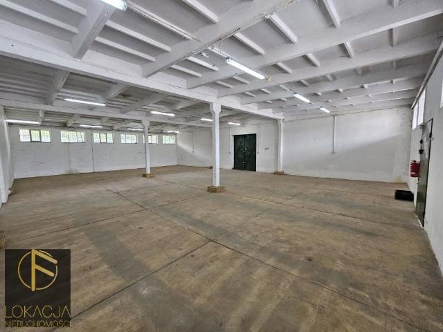 Polecam magazyn 1726 m² z rampą i biurami w Kaliszu