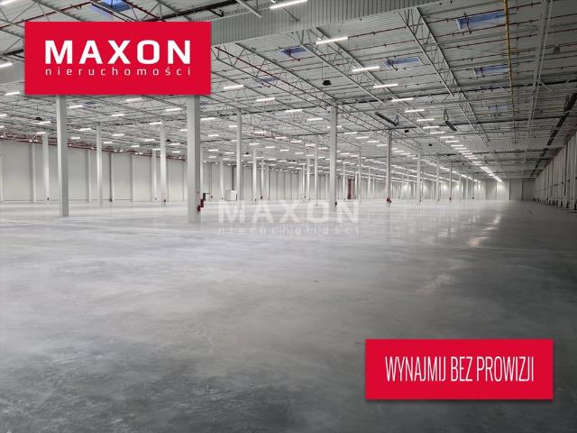 Magazyn 5397 m² z biurami, wysoki standard, bezpieczeństwo