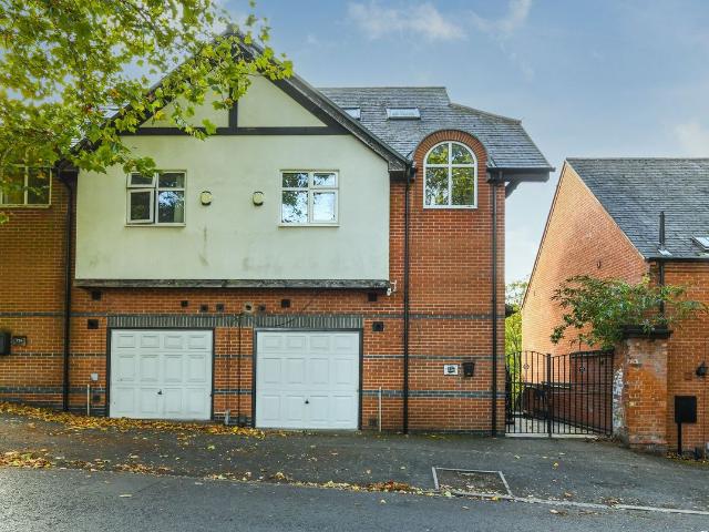 Magdala Road, Nottingham NG3, 4 bed semi detached house to rent, £2,000 pcm | PrimeLocation