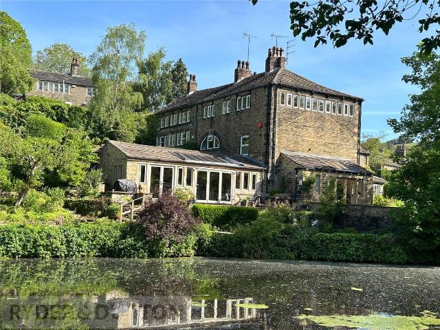 Magdale, Honley, Holmfirth, West Yorkshire HD9, 4 bed end terrace house to rent, £1,800 pcm | PrimeLocation