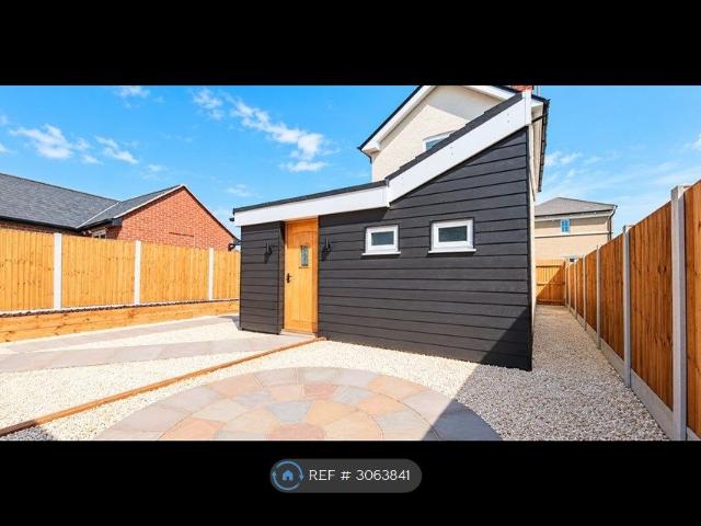 Magdalen St, Colchester CO1, 2 bed detached house to rent, £1,300 pcm | PrimeLocation