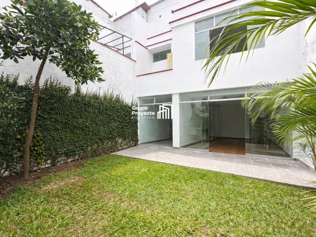Magdalena•480 Mtr2 •Casa• 4 Dormitorios • 3 baños. Ideal Iara empresas