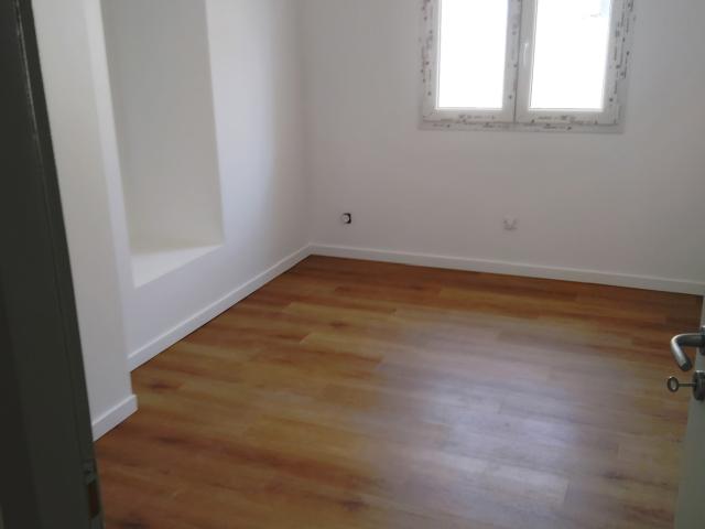 MAGIFIQUE T3 REFAIT DE NEUF EN 3EME ETAGE