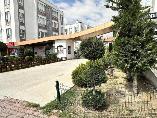 Maginn 134 Sitesinde Arakat Eşyalı Kiralık Köşe Daire