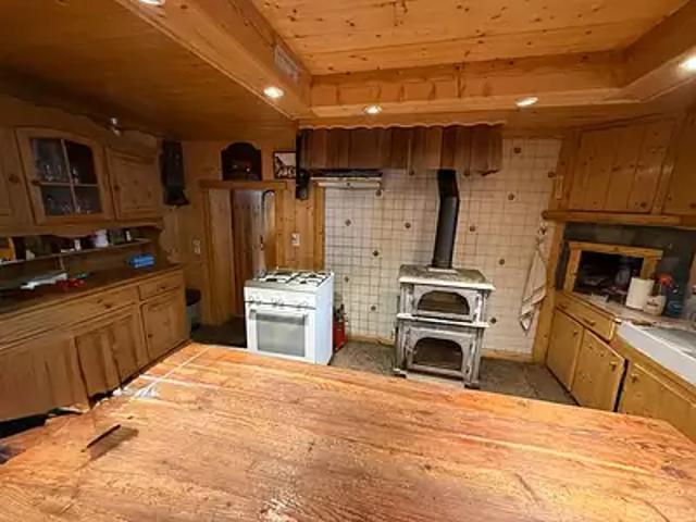 Magland 74300 Achat / Vente maison 5 pièces t5 jardin cave