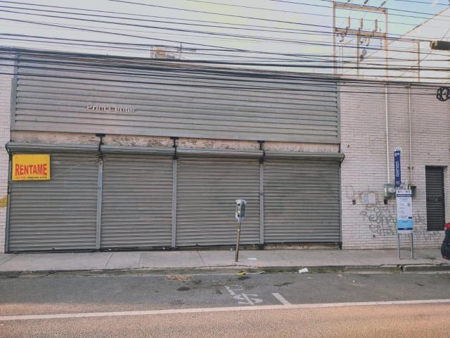Magn?fico local en el Centro de Monterrey N. L