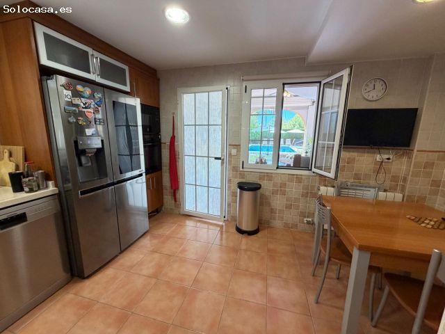 Magnífico chalet en urbanización MonteColorado