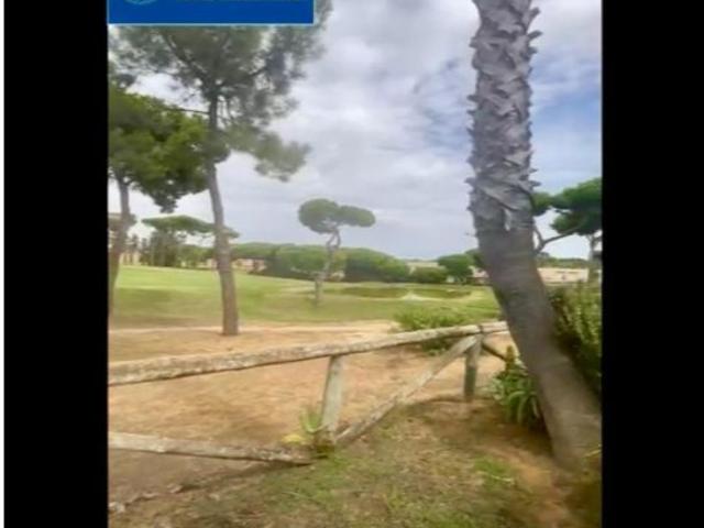 MAGNIFICO CHALET INDEPENDIENTE CON ESPECTACULARES VISTAS AL GOLF
