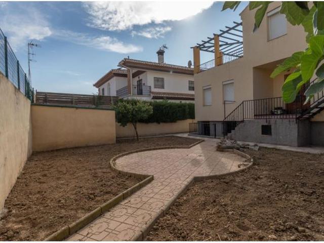 Magnífico chalet Independiente en Ogijares Lomalinda
