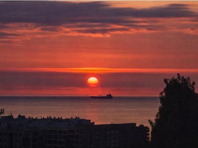 MAGNIFICO CHALET INDIVIDUAL EN SALOU