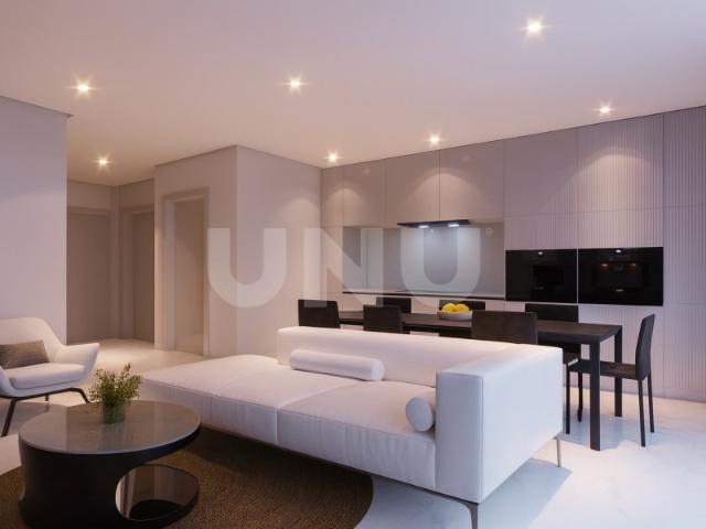 Magnífico apartamento T1 de Luxo em Estômbar
