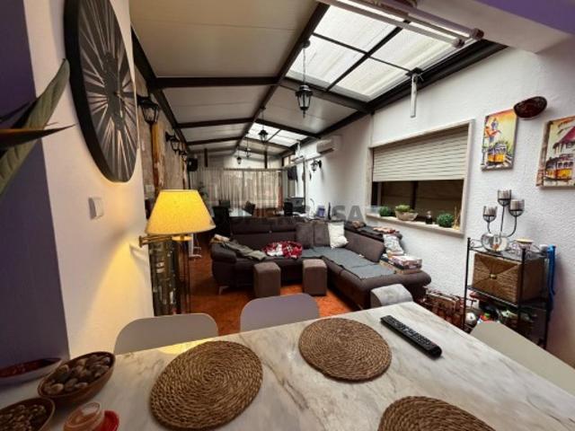 Magnífico Apartamento T3 com Terraço, Arrecadação e Estacionamento!