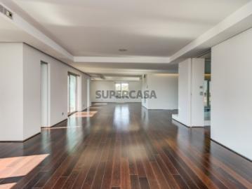 Magnífico apartamento T5 + 1 no Condomínio Jardins São Lourenço Lisboa Venda ou Arrendamento