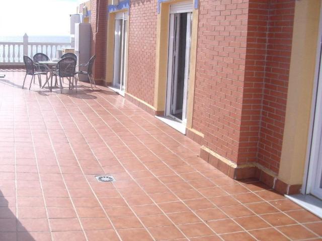 MAGNÍFICO ATICO CON VISTAS AL MAR EN ADRA