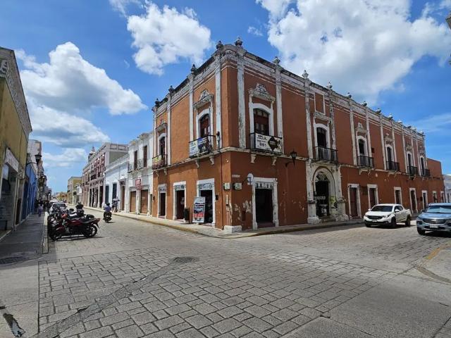 MAGNIFICO EDIFICIO COLONIAL EN EL CENTRO DE CAMPECHE, CAMPECHE