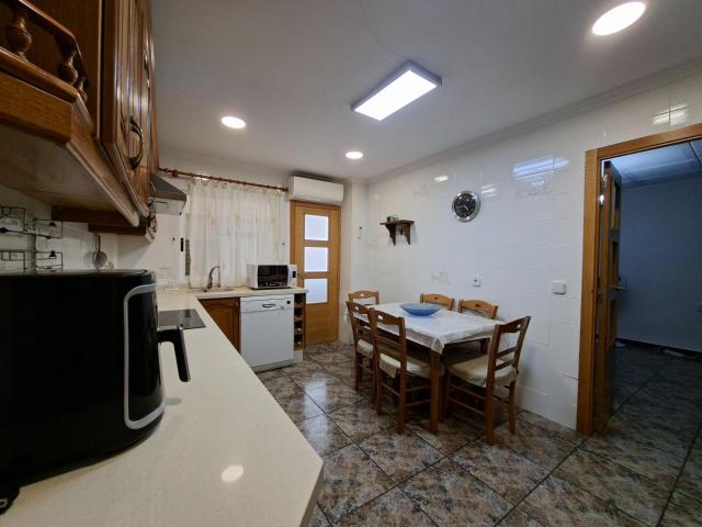 ¡ MAGNIFICO PISO ALQUILER 4 DORMITORIOS EN ELCHE !
