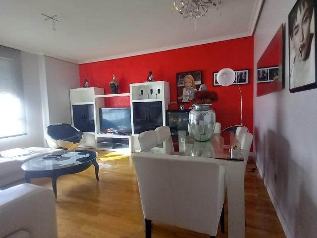 MAGNÍFICO PISO AMUEBLADO