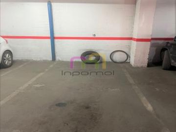 MAGNÍFICO PISO DE 5 DORMITORIOS CON GARAJE Y TRASTERO EN PLENO CENTRO!
