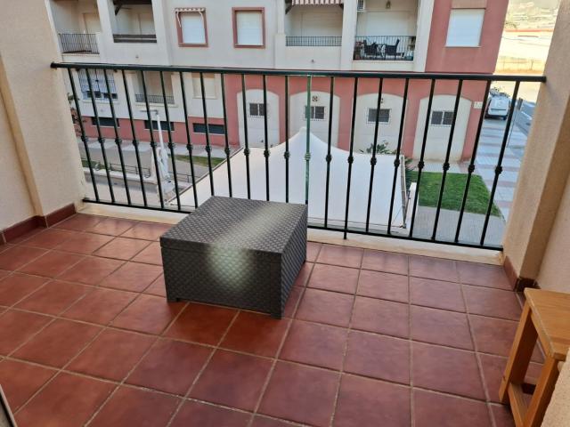 Magnífico piso en venta en Calahonda con cochera