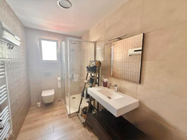 MAGNÍFICO PISO EN ORIHUELA, TODO REFORMADO CON MATERIALES DE PRIMERA CALIDAD, EXTERIOR, CON GARAJE, TERRAZA ¡PREGUNTE POR ELLA!