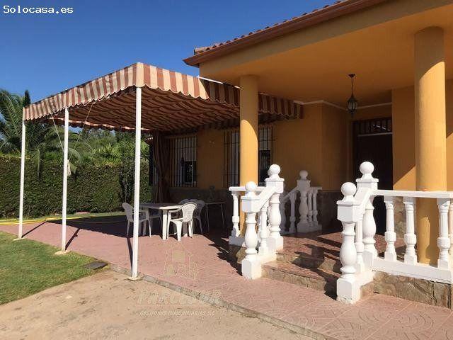 MAGNIFICA CASA A LA FALDA DE LA SIERRA