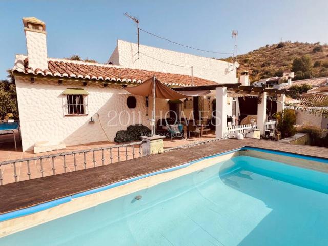 Magnífica casa adosada en el campo en Barranco del Sol, Almogía, provincia de Málaga