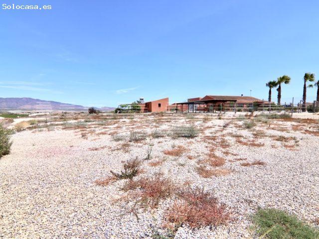MAGNIFICA CASA DE CAMPO CON 6.000M2 DE TERRENO RUSTICO
