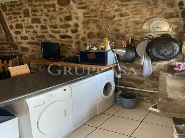 MAGNÍFICA CASA DE PIEDRA TOTALMENTE REFORMADA DE 3 PLANTAS EN UN ENTORNO PRIVILEGIADO