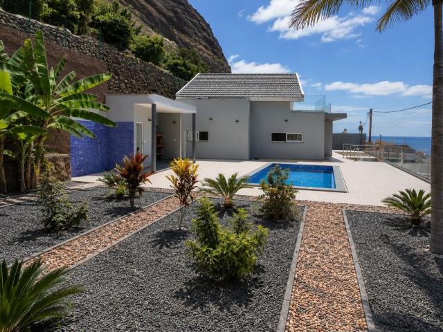 Magnífica casa de praia para venda! 263m² Paúl Do Mar